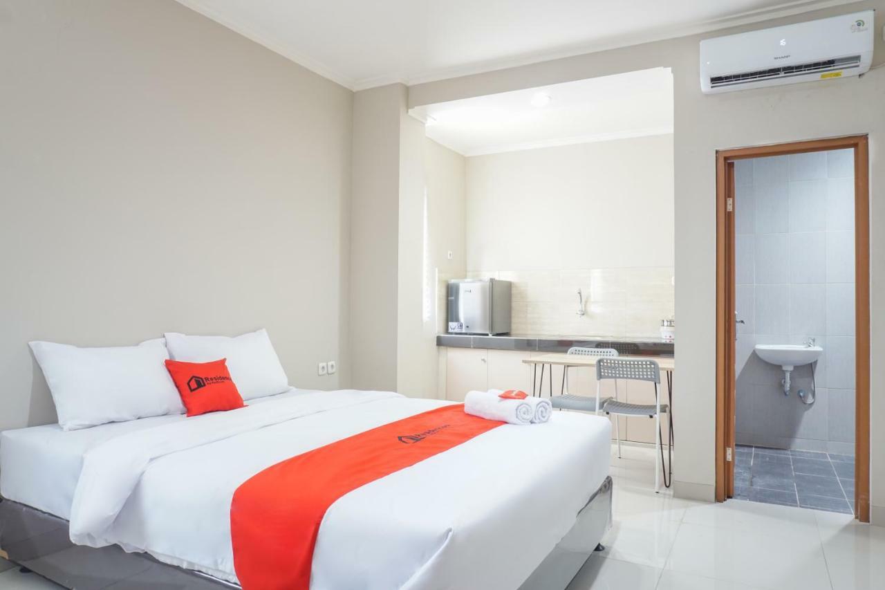 Residences By Reddoorz Near Mt Haryono - Minimum Stay 7 Days Cakarta Dış mekan fotoğraf