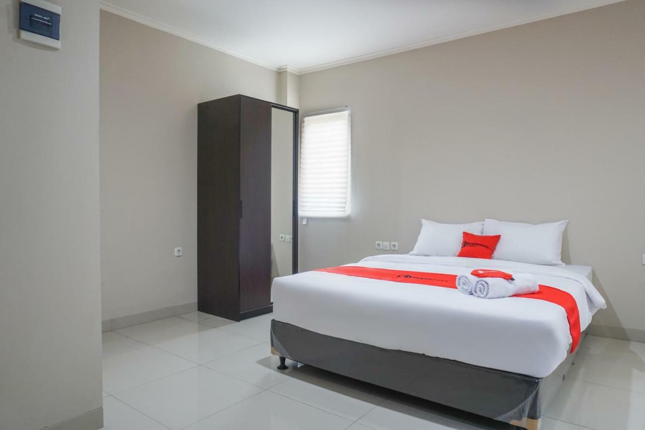 Residences By Reddoorz Near Mt Haryono - Minimum Stay 7 Days Cakarta Dış mekan fotoğraf