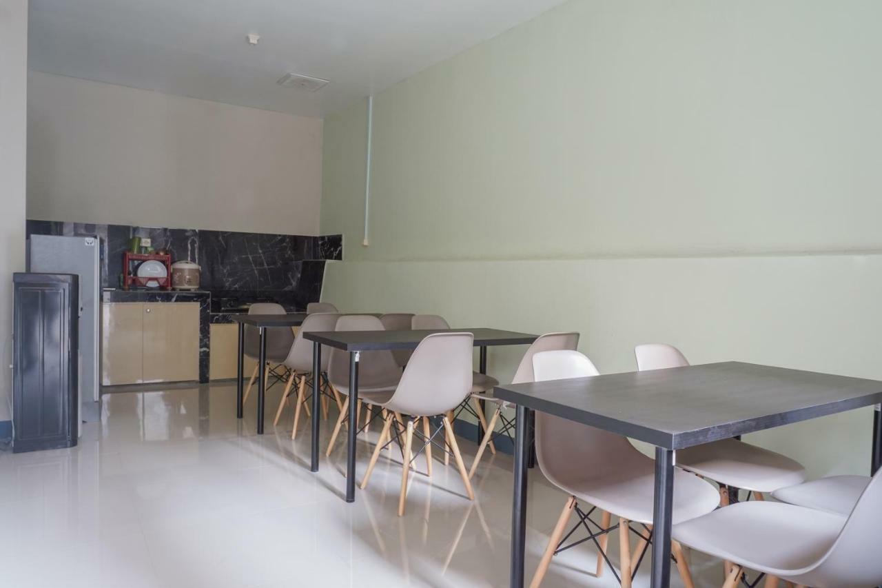 Residences By Reddoorz Near Mt Haryono - Minimum Stay 7 Days Cakarta Dış mekan fotoğraf